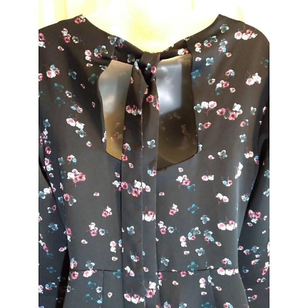 Banana Republic Dress Blue Floral Tie Open Back Bell Sleeves Sz 6 Bust 36 Length - Picture 6 of 9